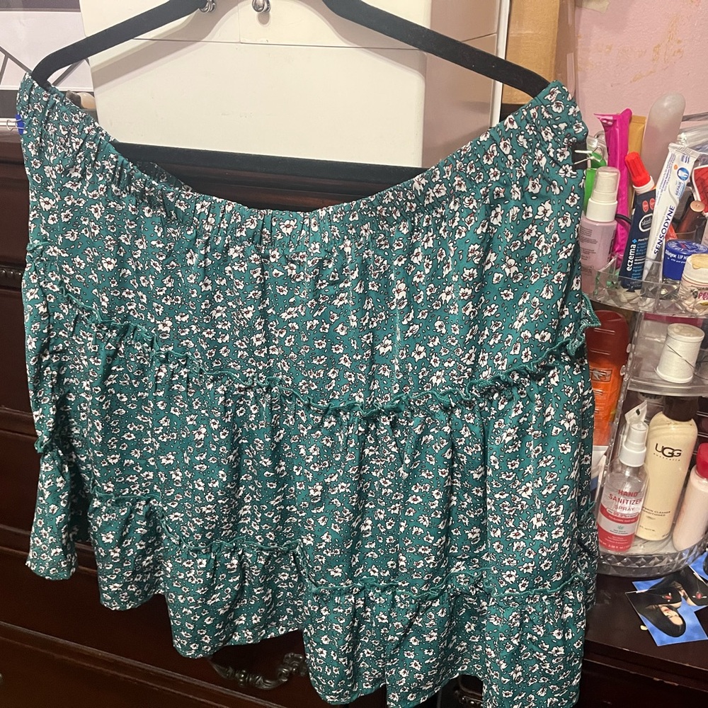 Ditsy floral frill trim floppy skirt